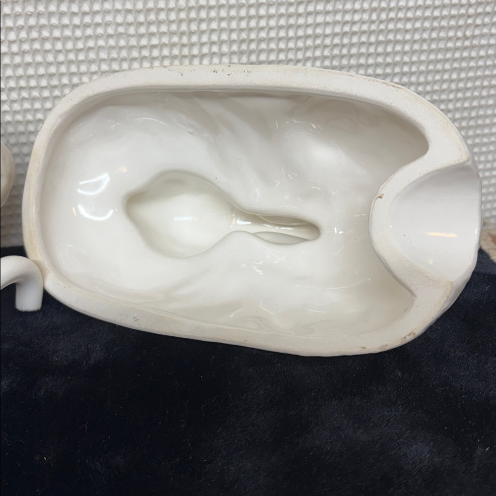 Porcelain soup tureen with ladle - Picture 8 of 12